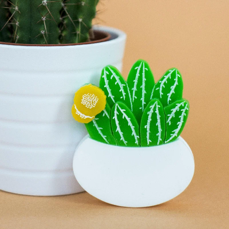 Ladies Rings with Coral-Flowering Cactus Brooch