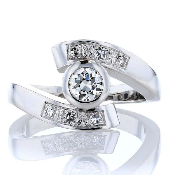 Ladies Rings for Photographers-Heirloom Bypass Ring