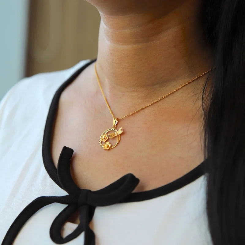 14K Gold Necklaces -Gold Necklace (Chain With Dragonfly & Flowers in Hollow Circle Shaped Pendant) 21KT - FKJNKL21KM9931