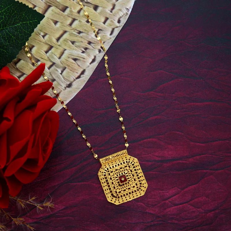 Spring Necklaces -Gold Necklace (Chain With Intricate Octagon Shaped Pendant) 21KT - FKJNKL21KM9873