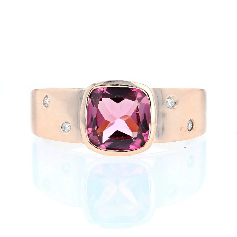 Ladies Rings with Aquamarine-Bezel Set Pink Tourmaline Ring