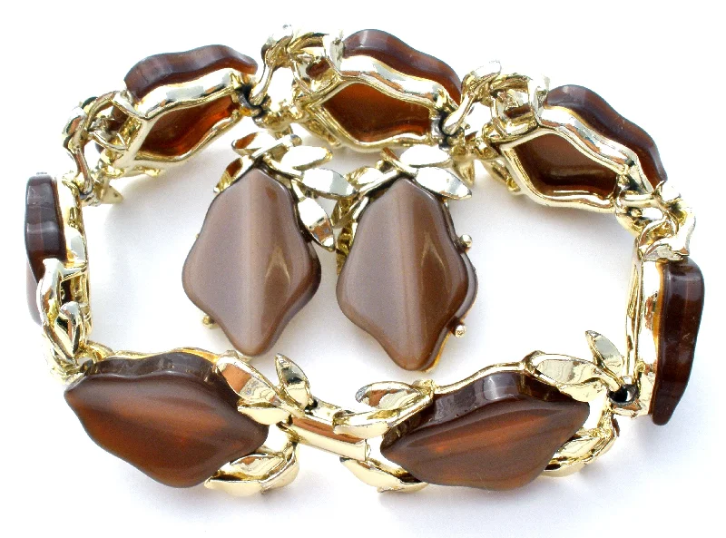 Shell Bracelets -Brown Thermoset Leaf Bracelet & Earrings Vintage