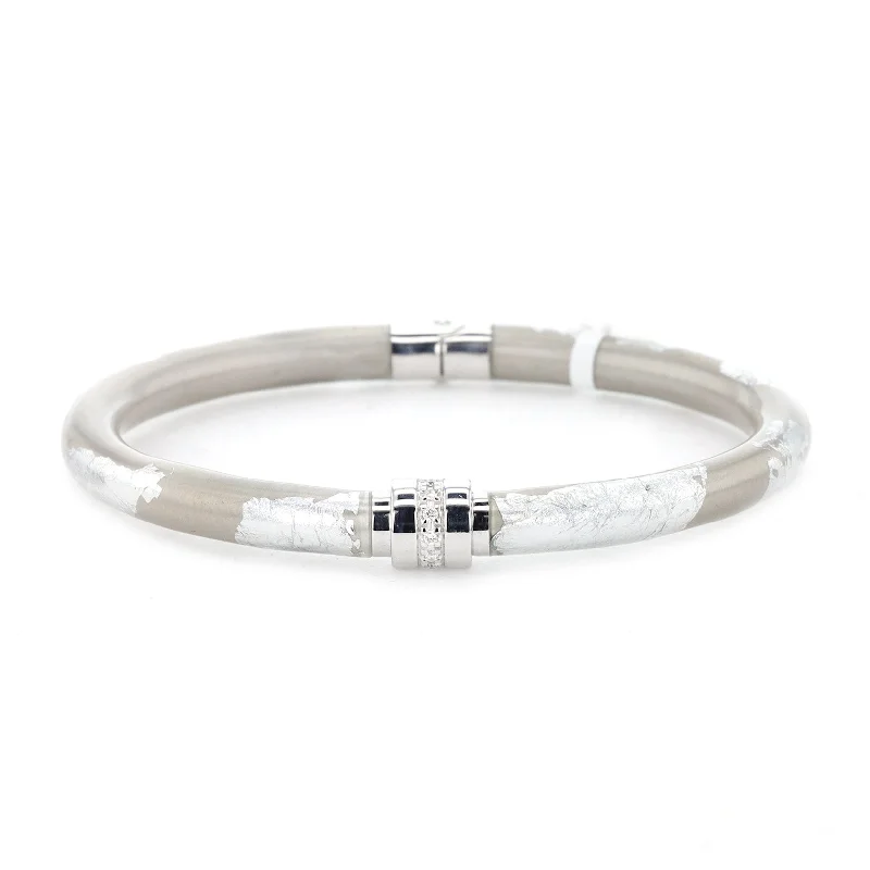 Heart Bracelets -0.08 ctw Diamond Bangle Bracelet