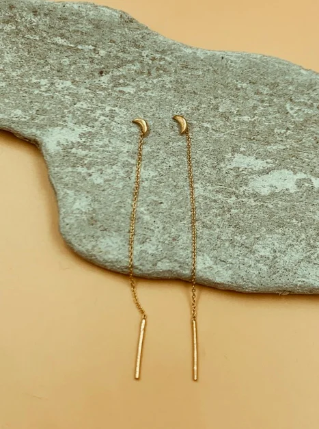 Ladies Earrings for Photographers-Isa Crescent Threader Chain and Needle Earrings | 18kt Solid Gold